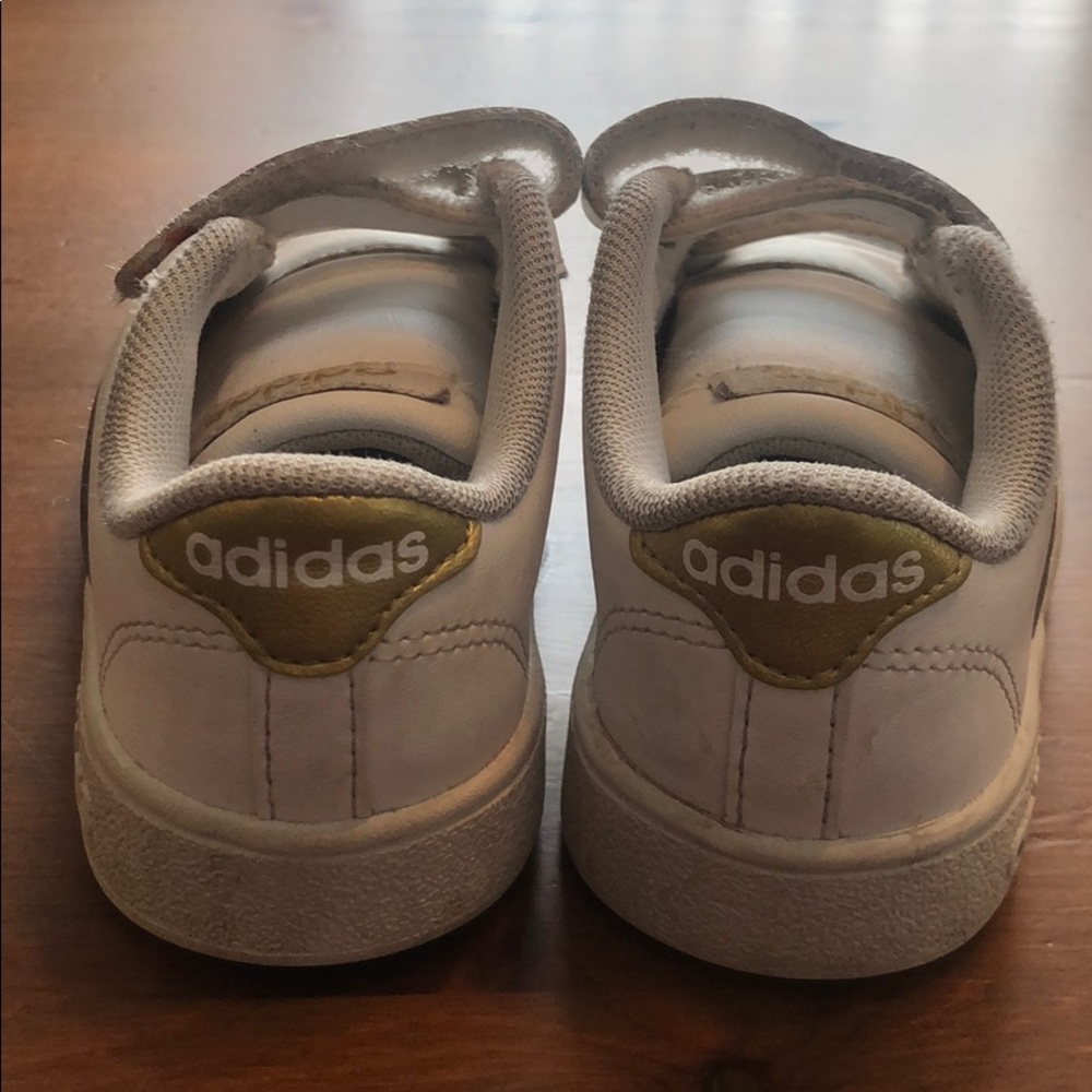 Adidas - Picture 3 of 5